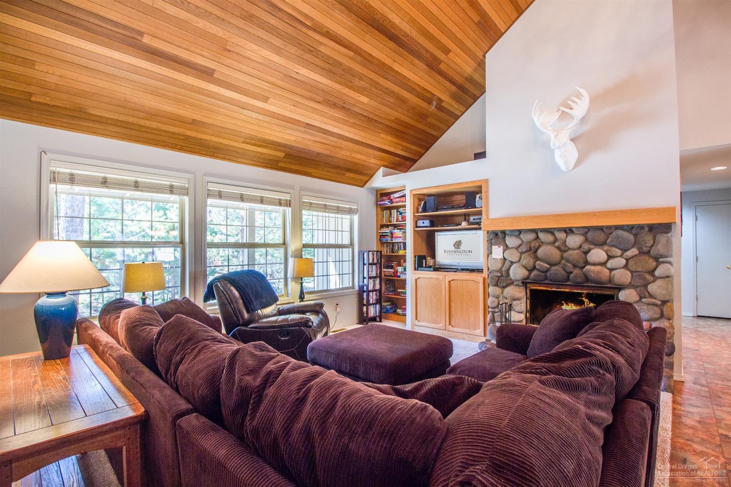 18166 Rager Mountain Lane Sunriver, OR 97707 - Photo 2 of 22 Additional Photo