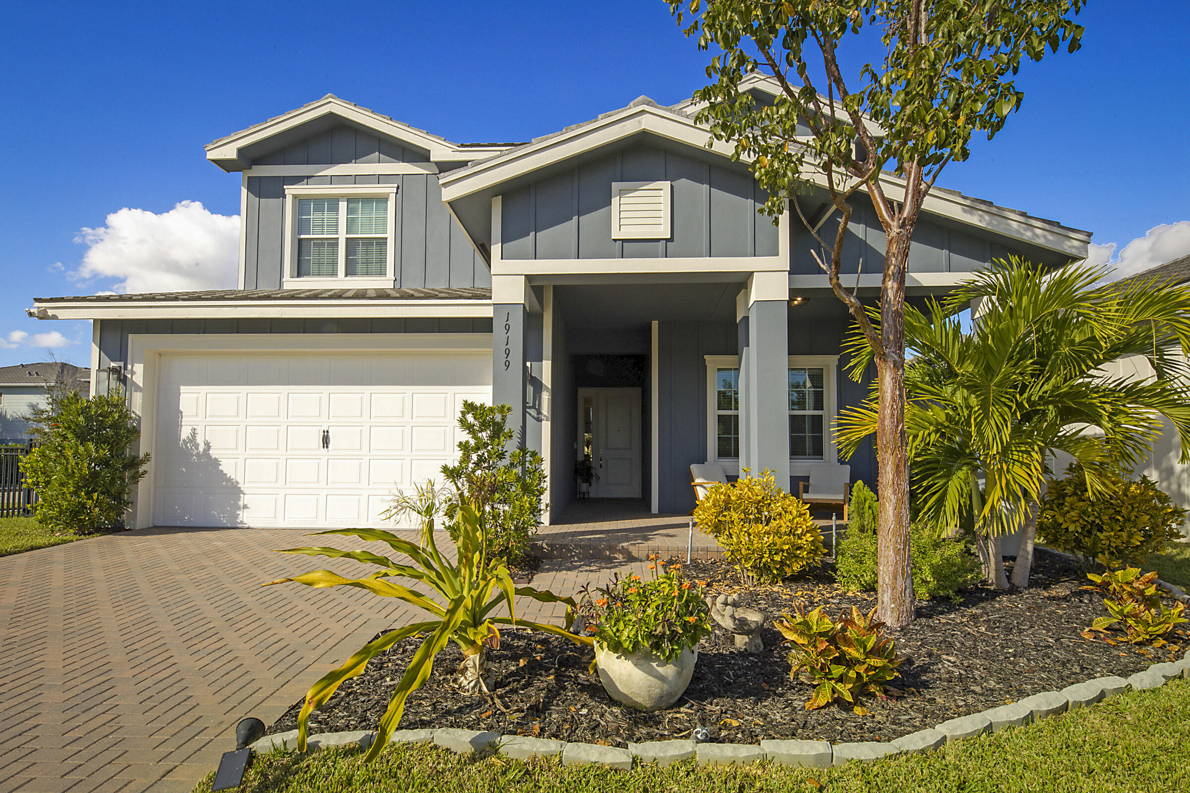 19199 Rolling Acrs Road Loxahatchee, FL 33470 - Photo 5 of 57 19199 Rolling Acres Rd-4