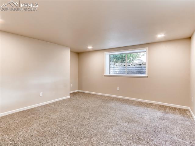 7 Sequoyah Road Colorado Springs, CO 80906 - Photo 28 of 40 Third bedroom in Basement