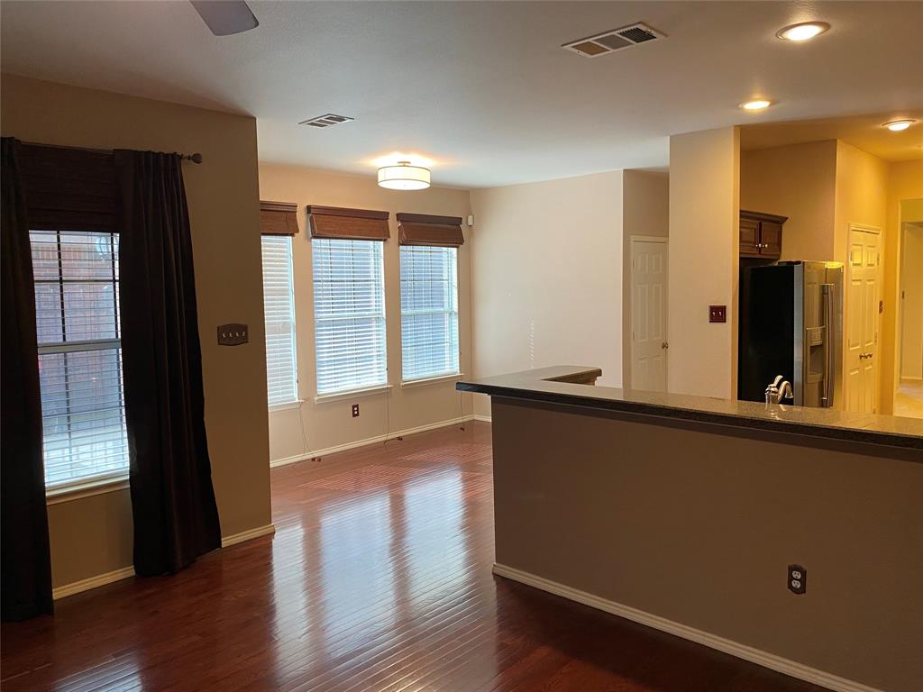 207 Colonial Lane Euless, TX 76040 - Photo 16 of 35