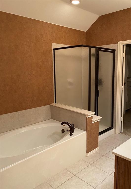 207 Colonial Lane Euless, TX 76040 - Photo 23 of 35