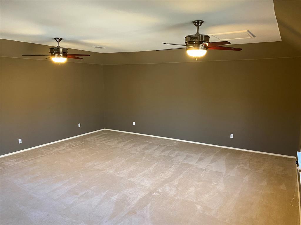 207 Colonial Lane Euless, TX 76040 - Photo 29 of 35