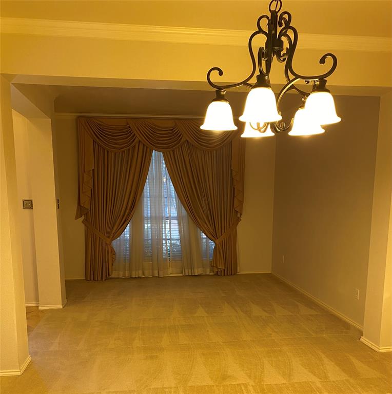 207 Colonial Lane Euless, TX 76040 - Photo 6 of 35