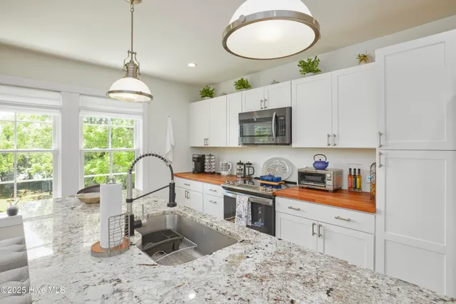 $2,200 | 297 Broad Street, Oriental, NC 28571