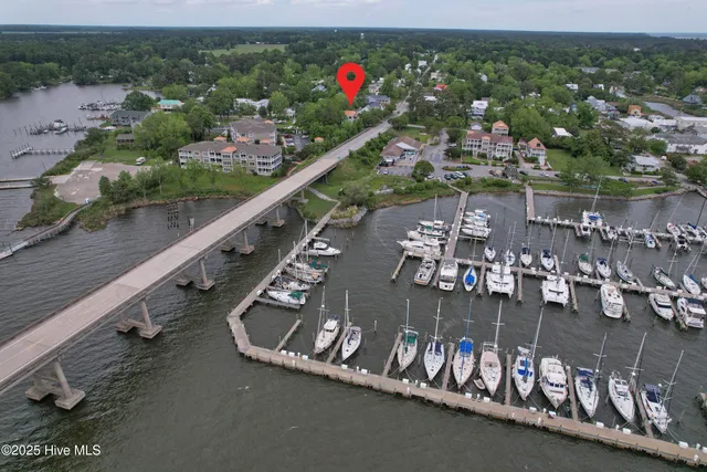 $2,200 | 297 Broad Street, Oriental, NC 28571