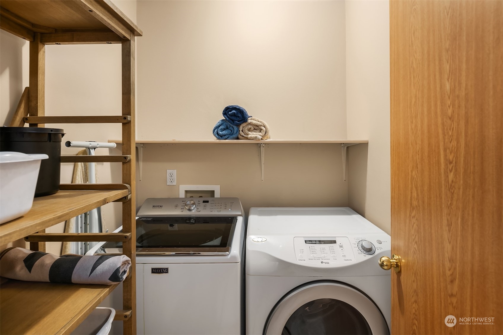14125 Corbridge Road Southeast Monroe, WA 98272 - Photo 26 of 34 a utility room with dryer and washer