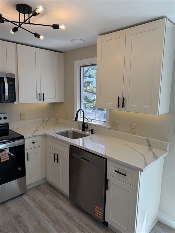 23 Victoria Heights Road, Unit 23 Boston, MA 02136 - Photo 2 of 21