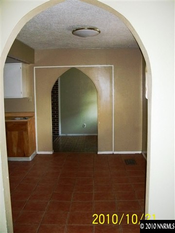 4531 Azalea Drive Reno, NV 89502 - Photo 4 of 10 a view of a hallway