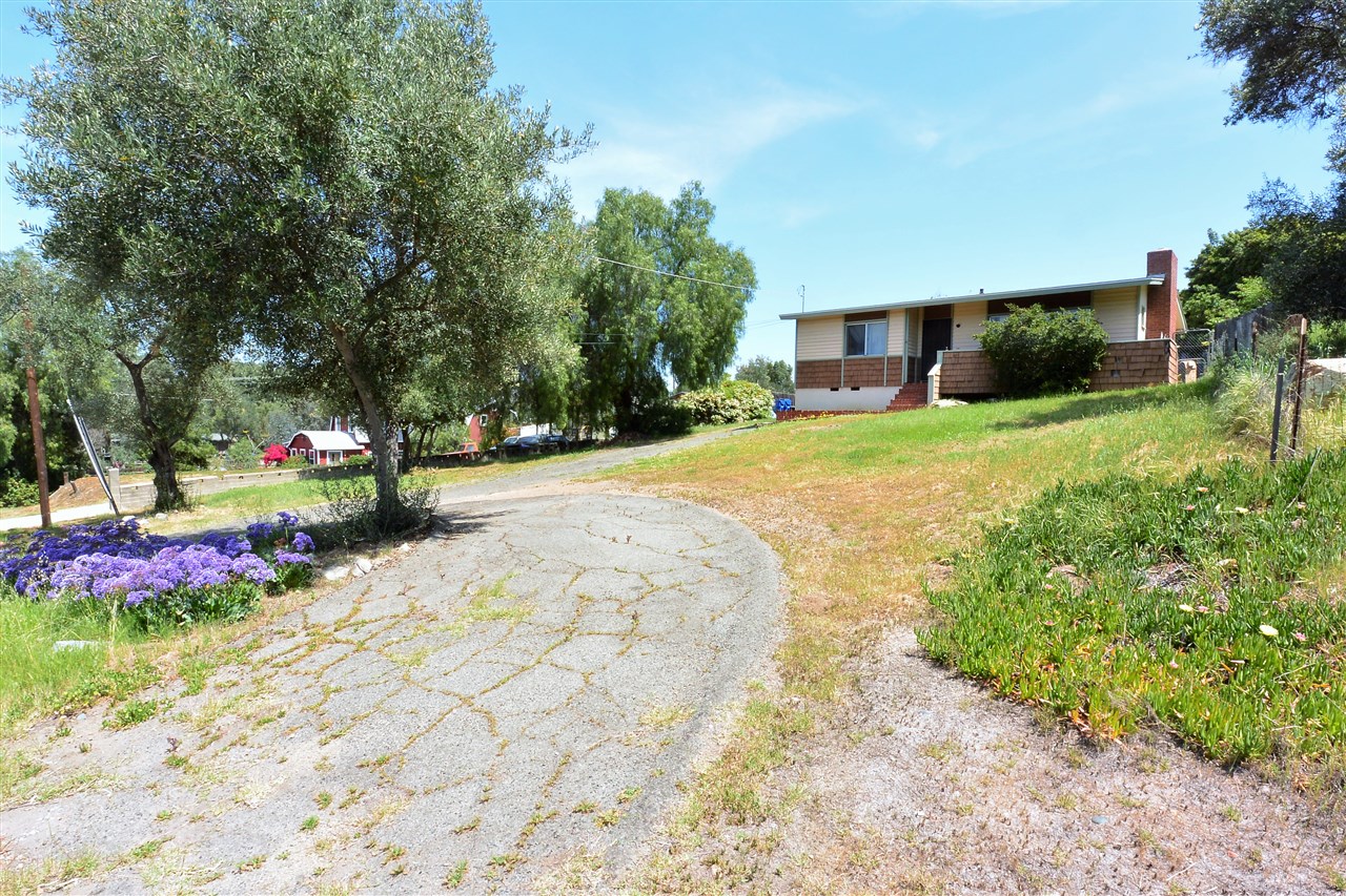 3025 Helix Street Spring Valley, CA 91977 - Photo 22 of 22 Gallery Image 22
