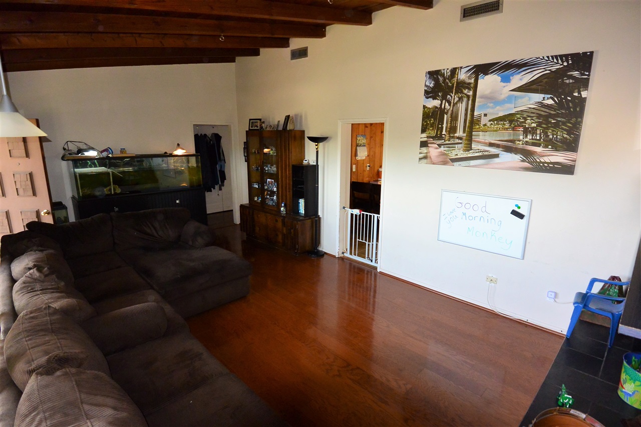 3025 Helix Street Spring Valley, CA 91977 - Photo 4 of 22 Gallery Image 4