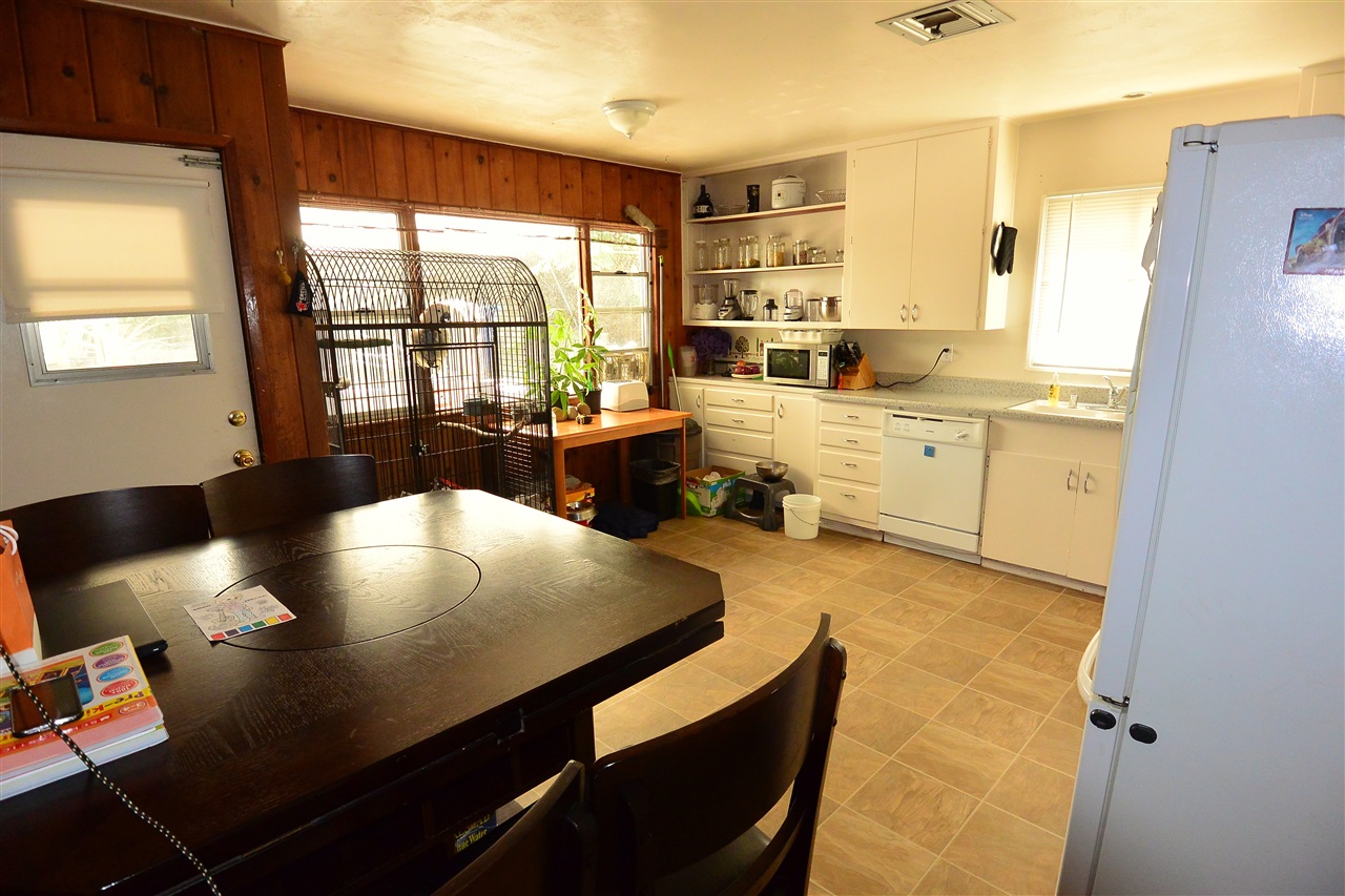 3025 Helix Street Spring Valley, CA 91977 - Photo 5 of 22 Gallery Image 5