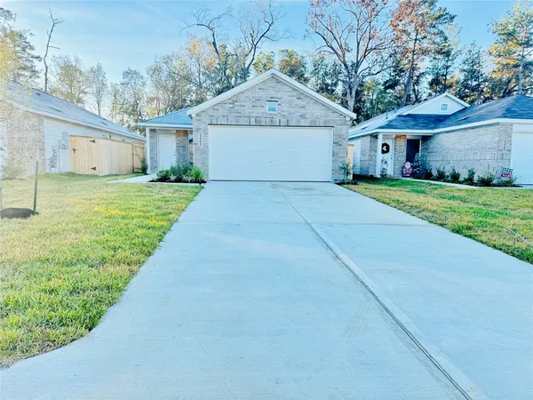 $1,780 | 22784 Hackberry Leaf Drive, New Caney, TX 77357
