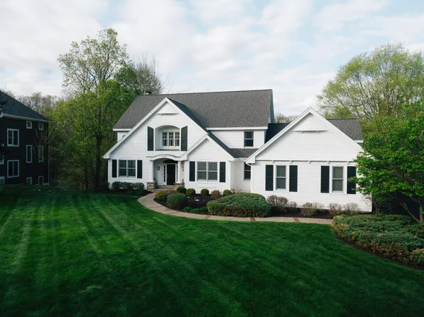 $1,499,000 | 1670 Flowers Crossing Drive Northeast, Grand Rapids, MI 49525