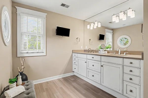 $1,499,000 | 1670 Flowers Crossing Drive Northeast, Grand Rapids, MI 49525
