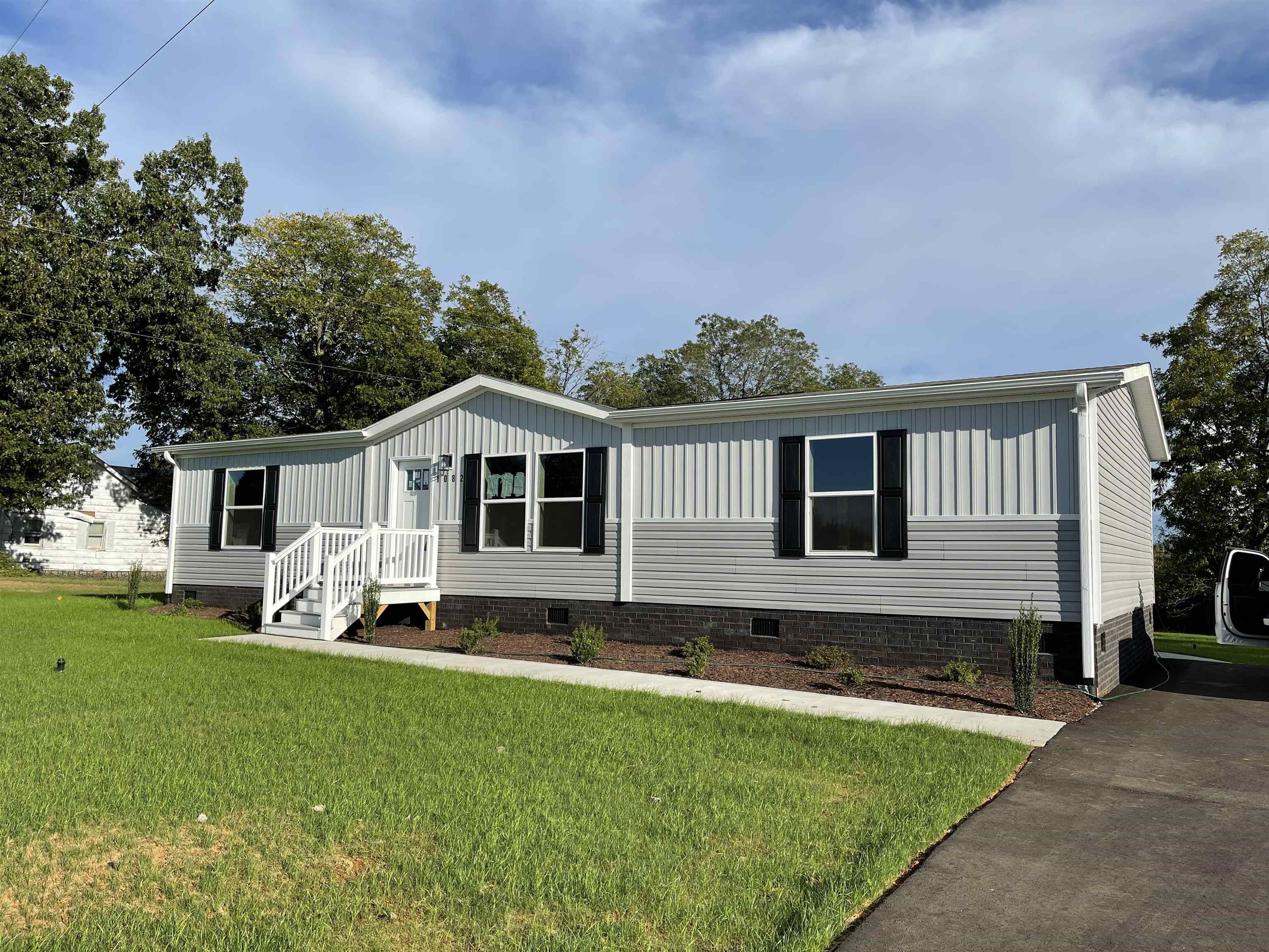 1082 Piedmont Road Chesnee, SC 29323 - Photo 1 of 23