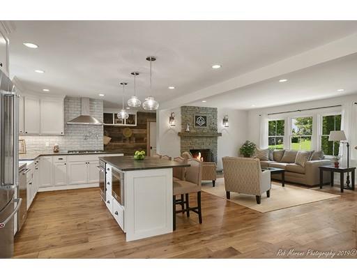 3 Victoria Road Manchester, MA 01944 - Photo 5 of 41 Gallery Image 5
