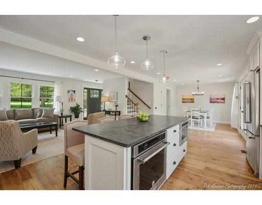 3 Victoria Road Manchester, MA 01944 - Photo 6 of 41 Gallery Image 6