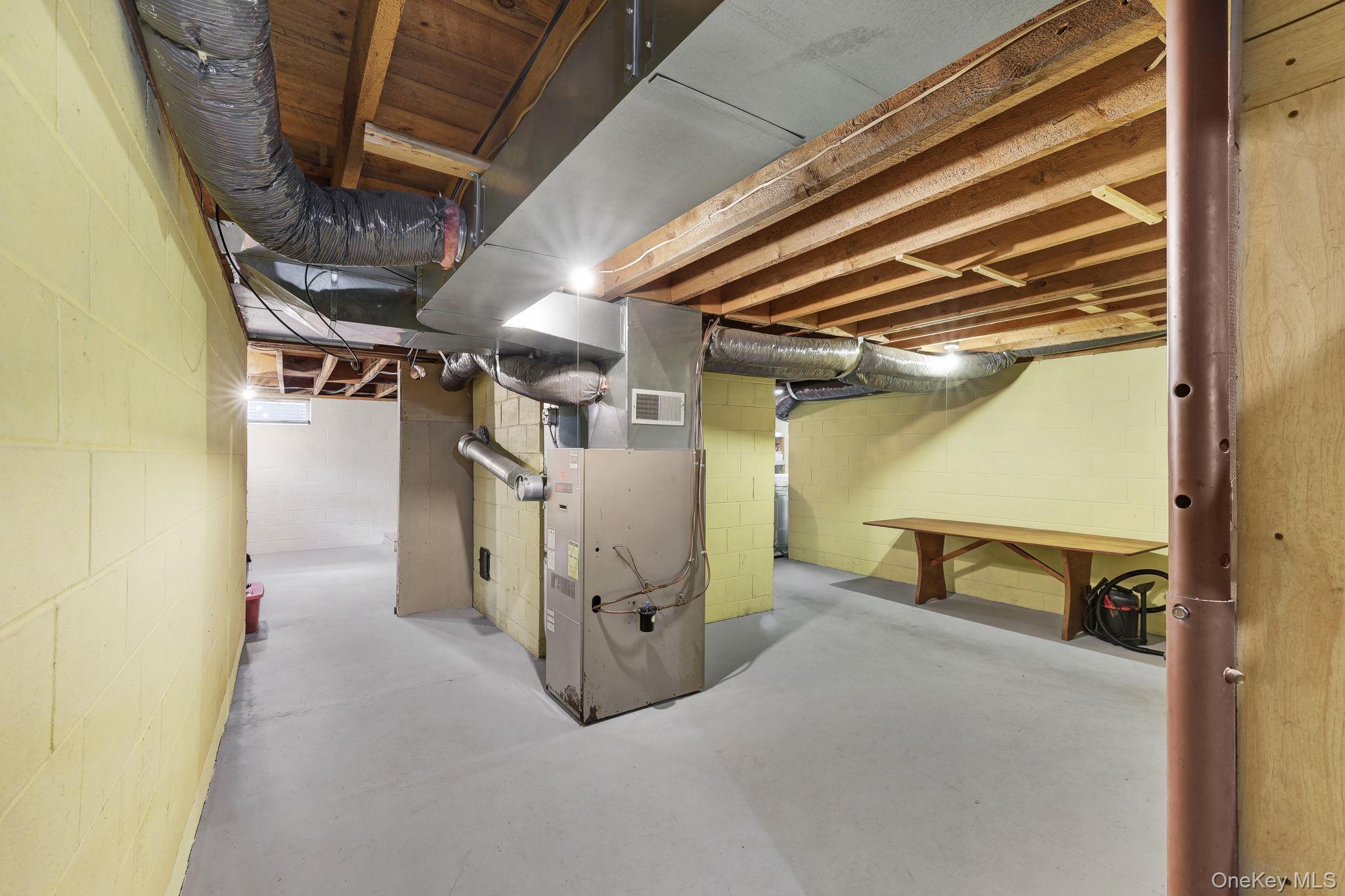 239 Millsburg Road Middletown, NY 10940 - Photo 32 of 41