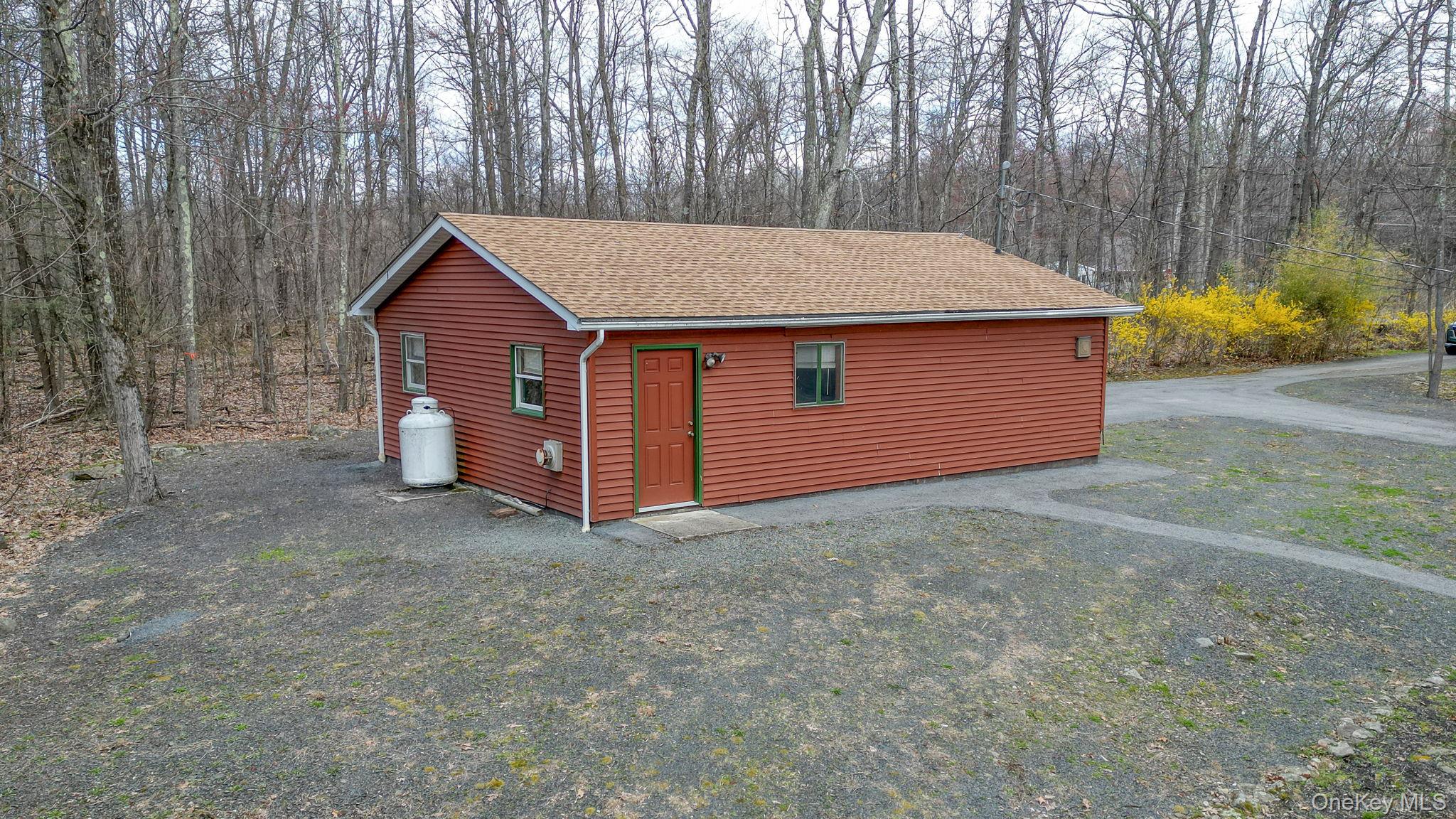 239 Millsburg Road Middletown, NY 10940 - Photo 37 of 41