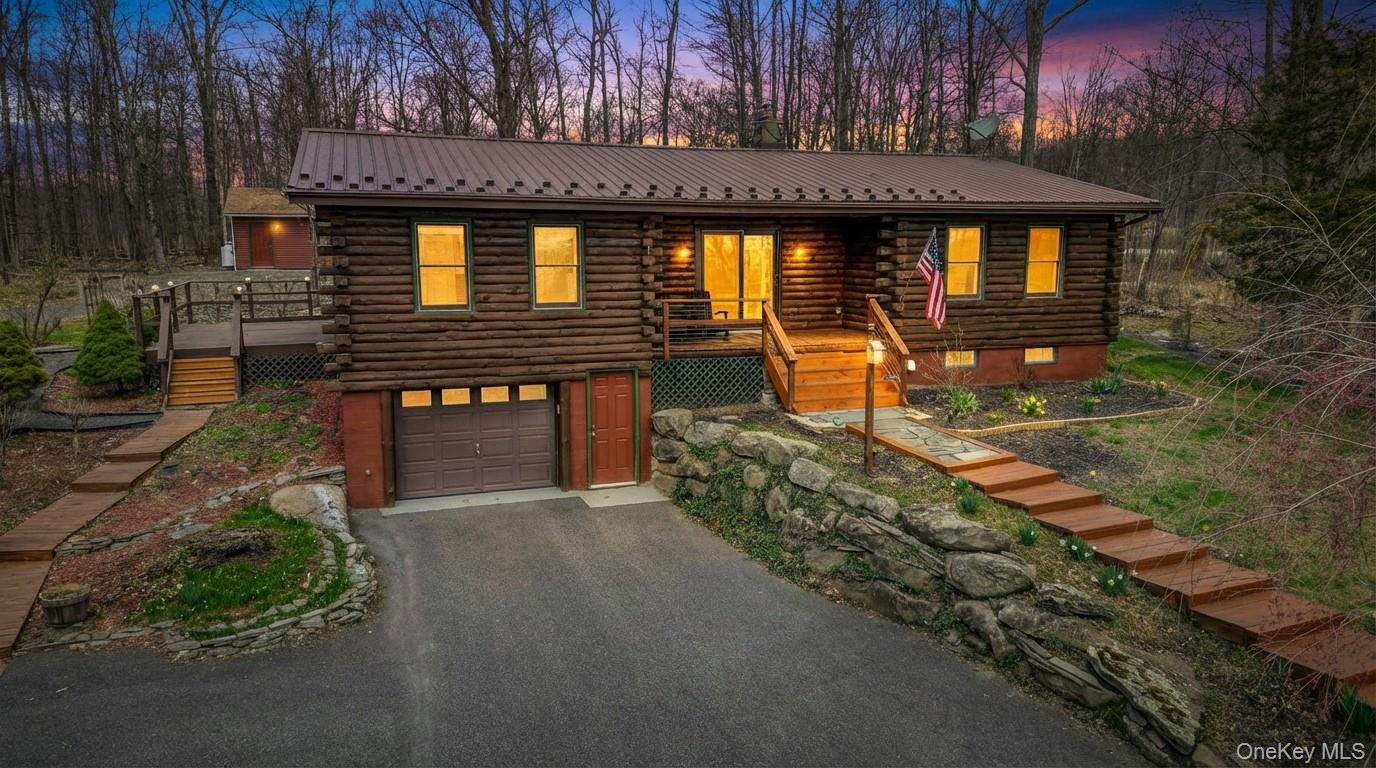 239 Millsburg Road Middletown, NY 10940 - Photo 4 of 41