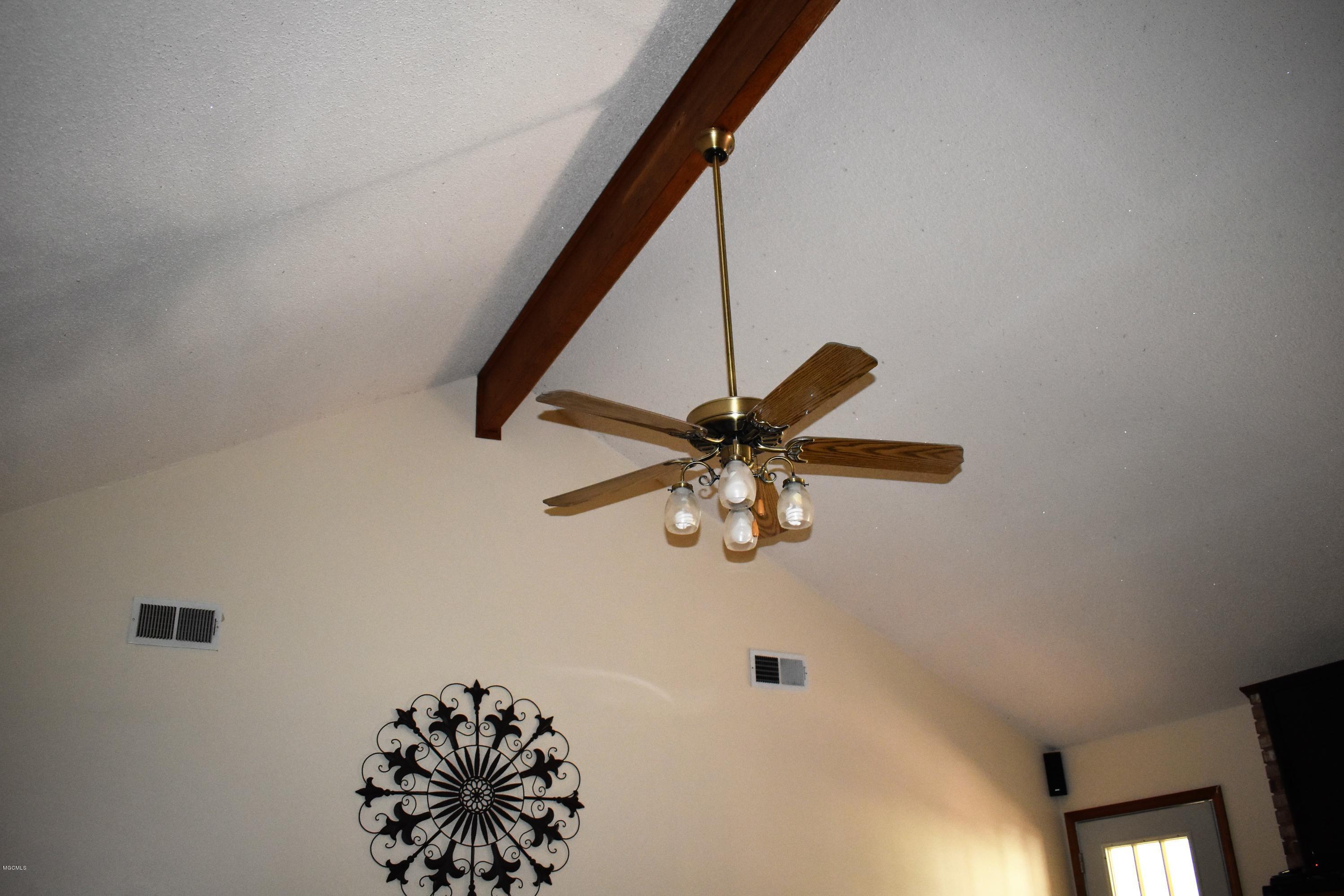 4004 Kasper Road Moss Point, MS 39562 - Photo 27 of 38 DSC_0042