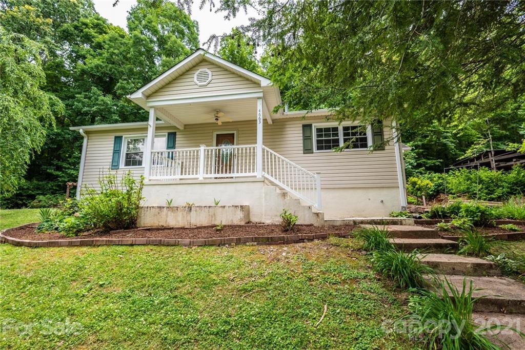 4663 Pittstown Road Hickory, NC 28602 - Photo 2 of 44 Gallery Image 2