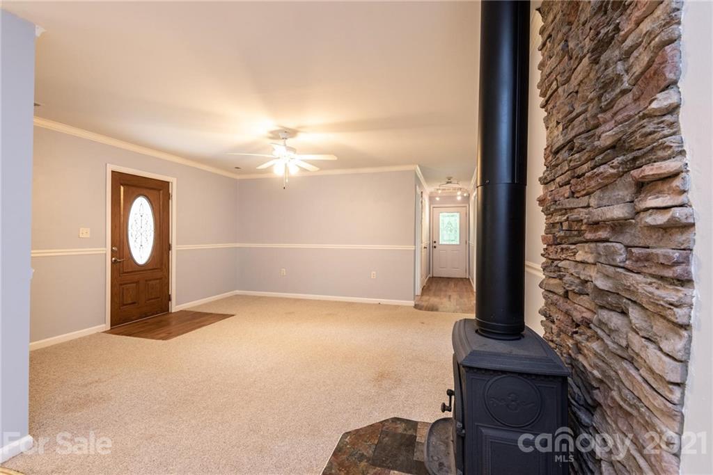 4663 Pittstown Road Hickory, NC 28602 - Photo 19 of 44 Gallery Image 19