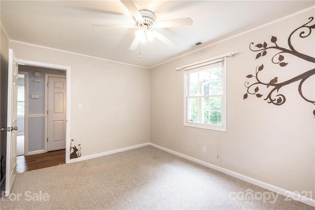4663 Pittstown Road Hickory, NC 28602 - Photo 26 of 44 Gallery Image 26