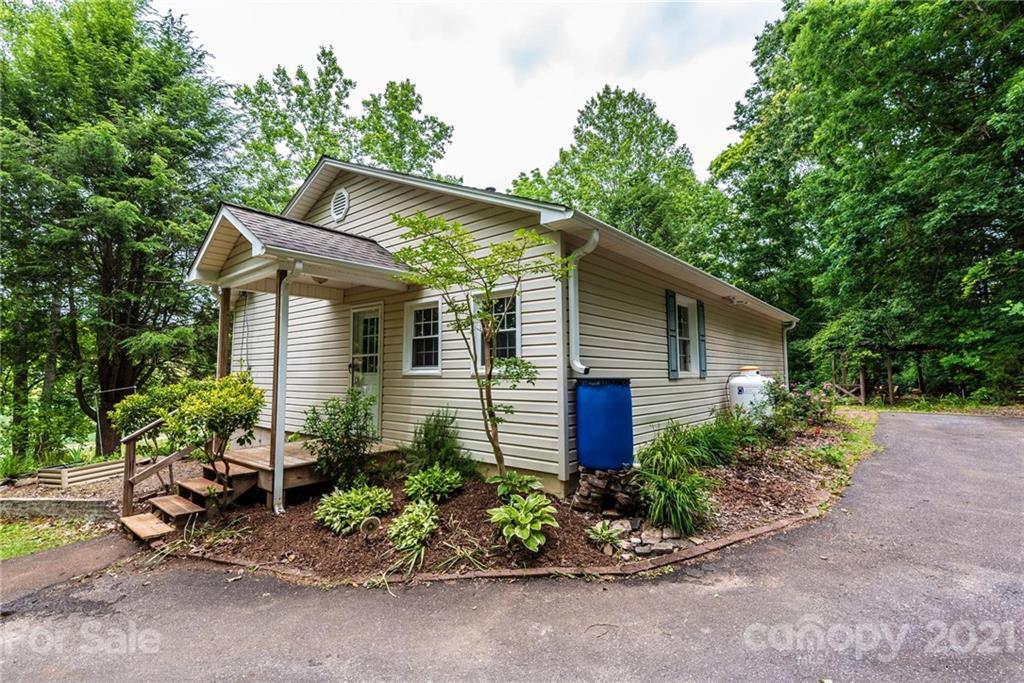 4663 Pittstown Road Hickory, NC 28602 - Photo 30 of 44 Gallery Image 30