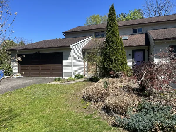 $129,900 | 244 Loretta Lane, Vestal, NY 13850