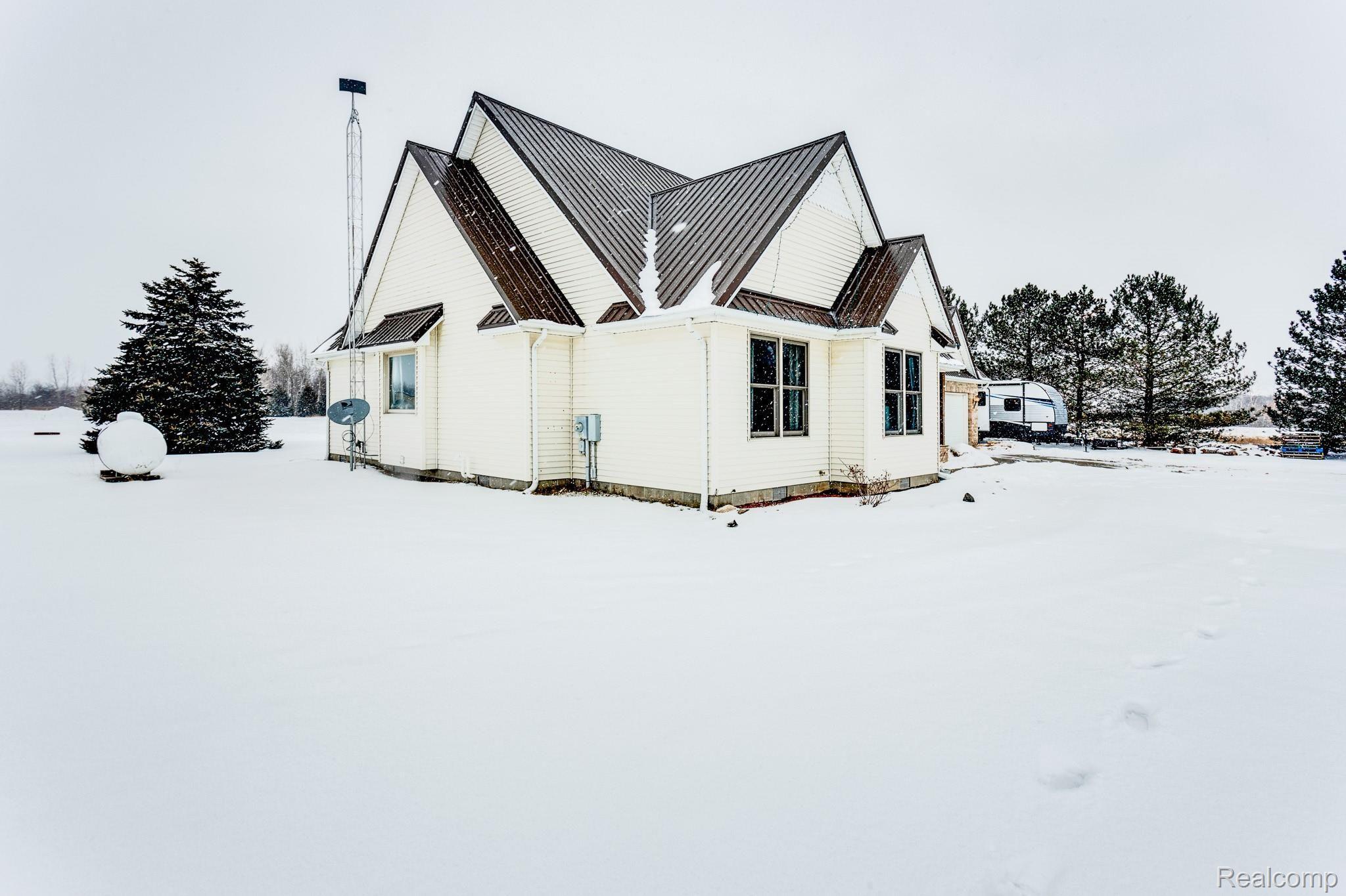 4381 Wellman Line Rd (3 of 26).jpg