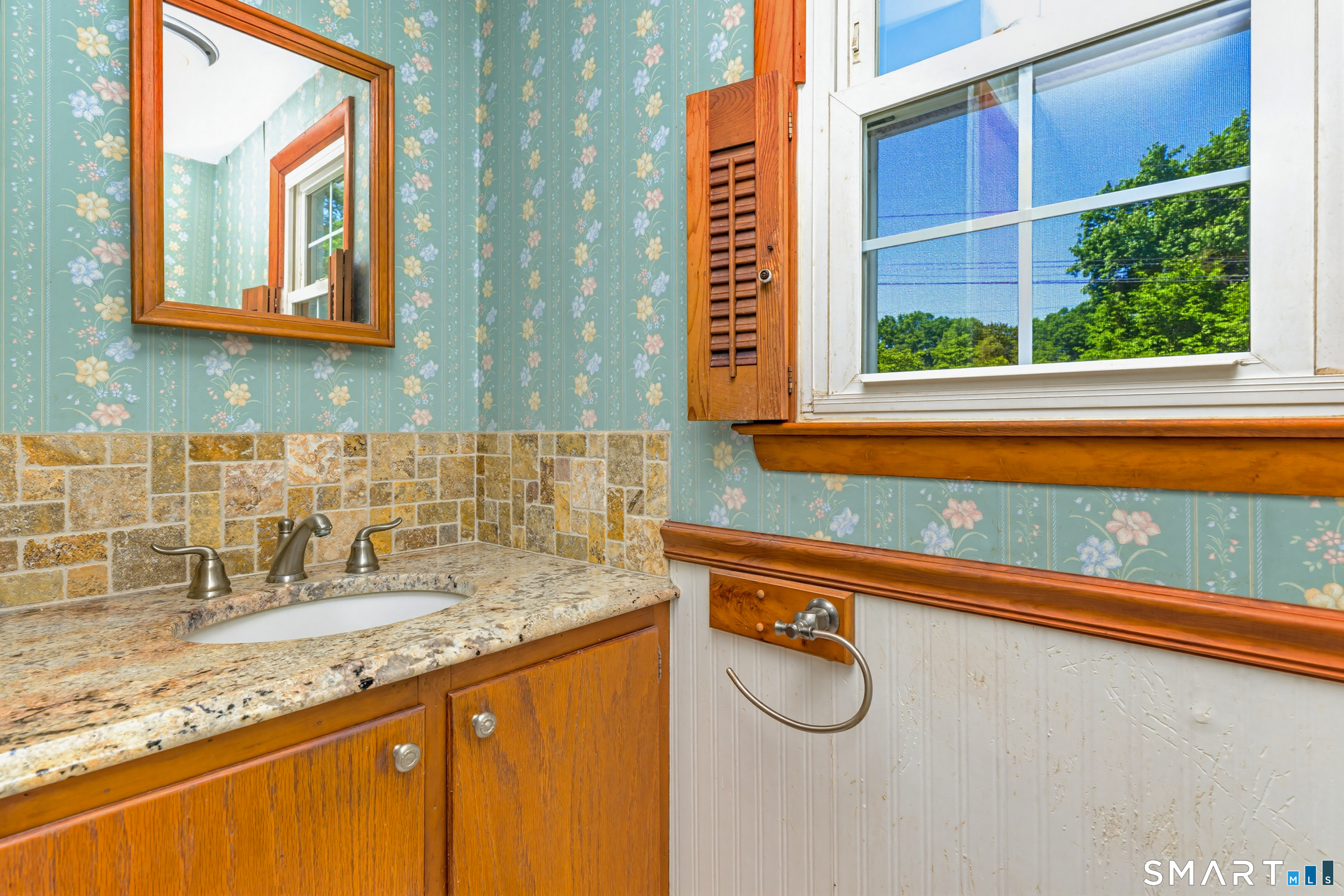 116 Morris Hubbard Road Haddam, CT 06441 - Photo 21 of 40