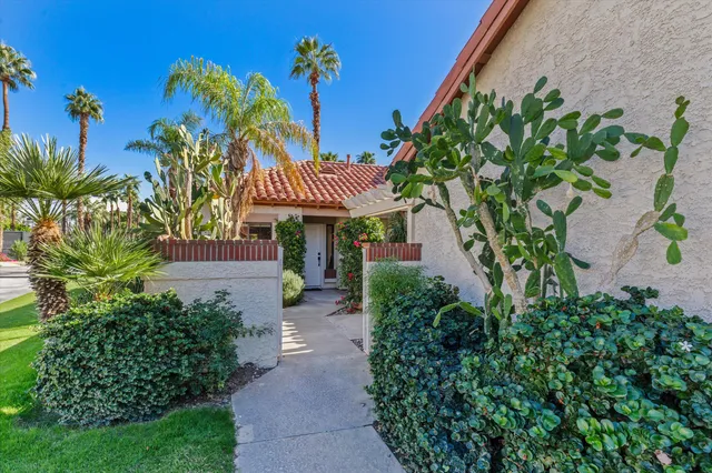 $530,000 | 126 Avellino Circle, Palm Desert, CA 92211