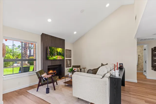 $530,000 | 126 Avellino Circle, Palm Desert, CA 92211