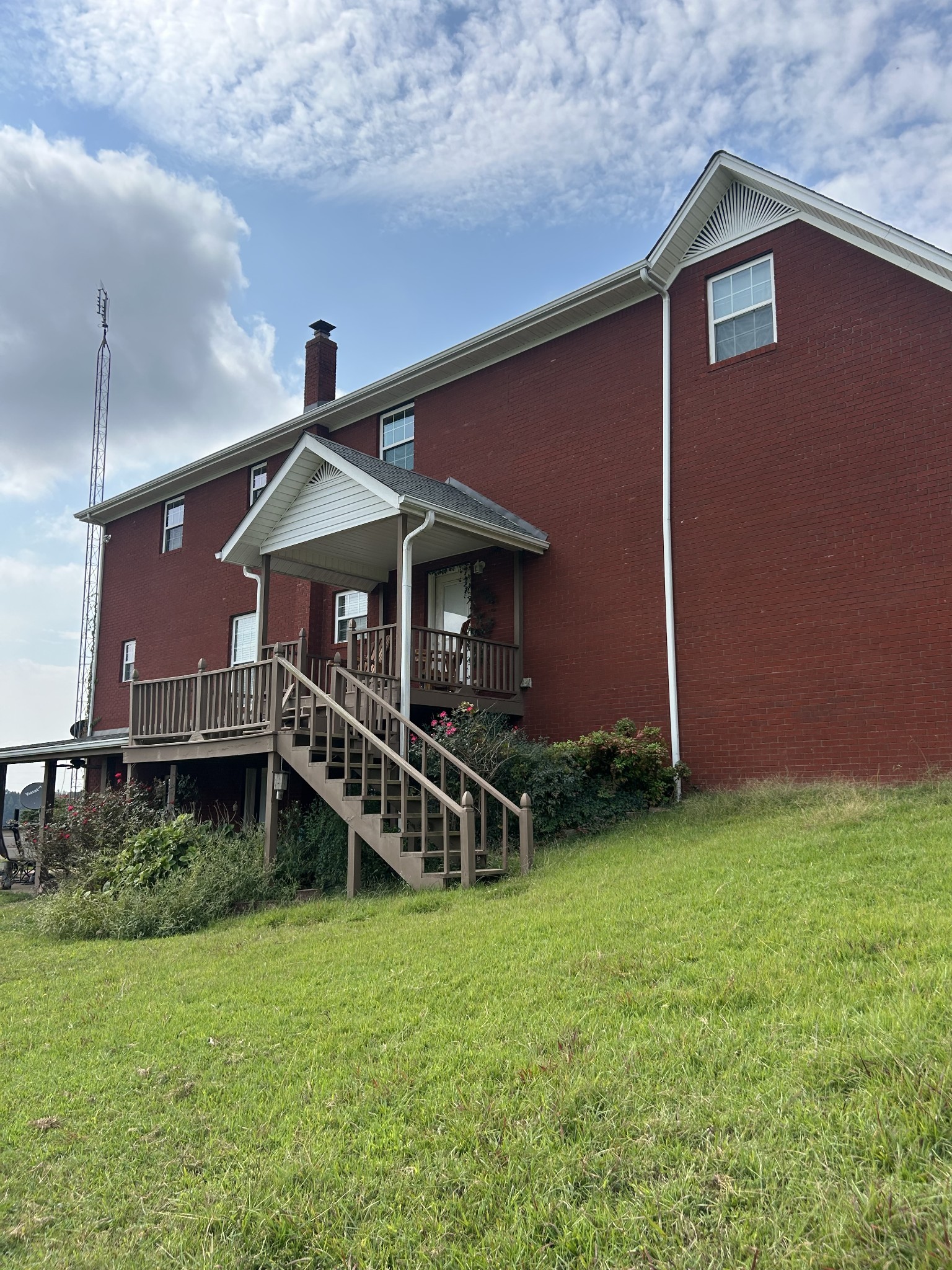 3421 George Olive Road Iron City, TN 38463 - Photo 8 of 51 a backyard of a house with wooden fence
