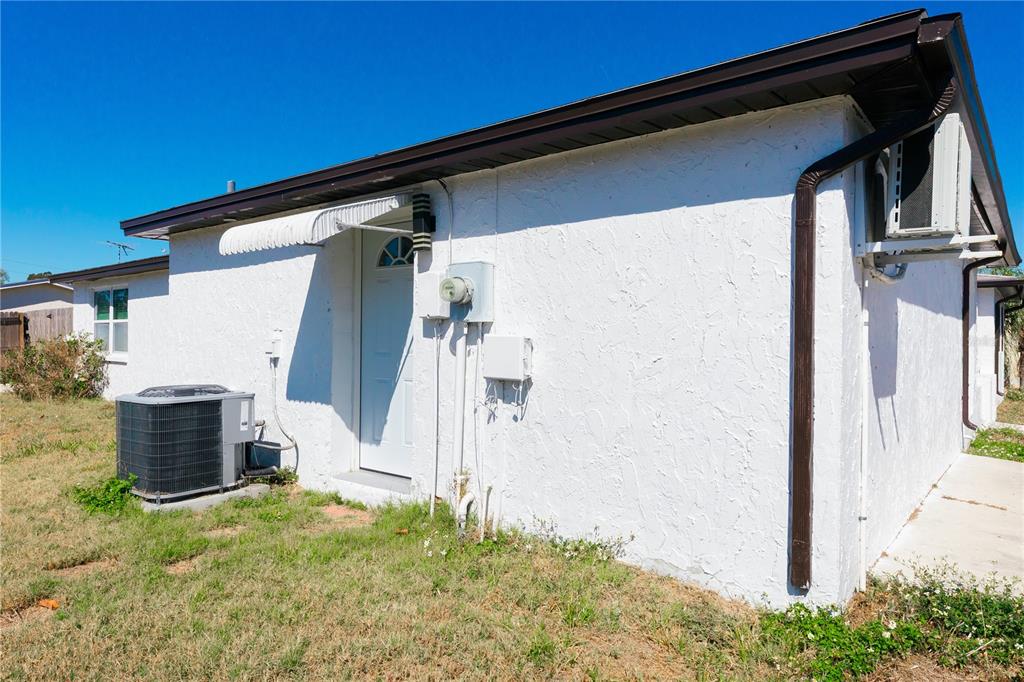 1741 Fairfield Street, Unit B Holiday, FL 34691 - Photo 12 of 17