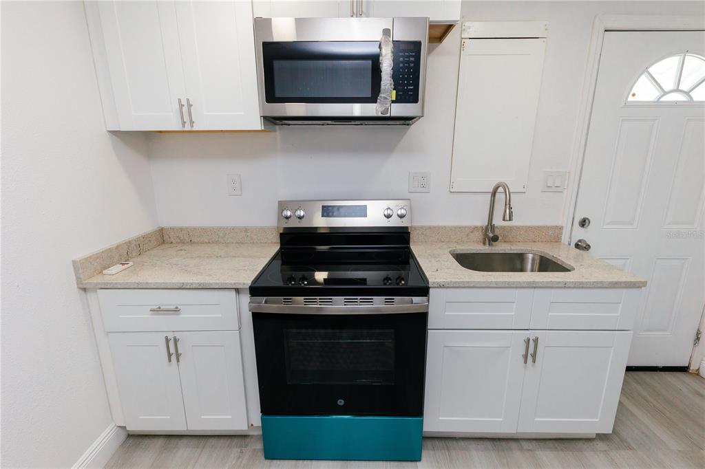 1741 Fairfield Street, Unit B Holiday, FL 34691 - Photo 4 of 17