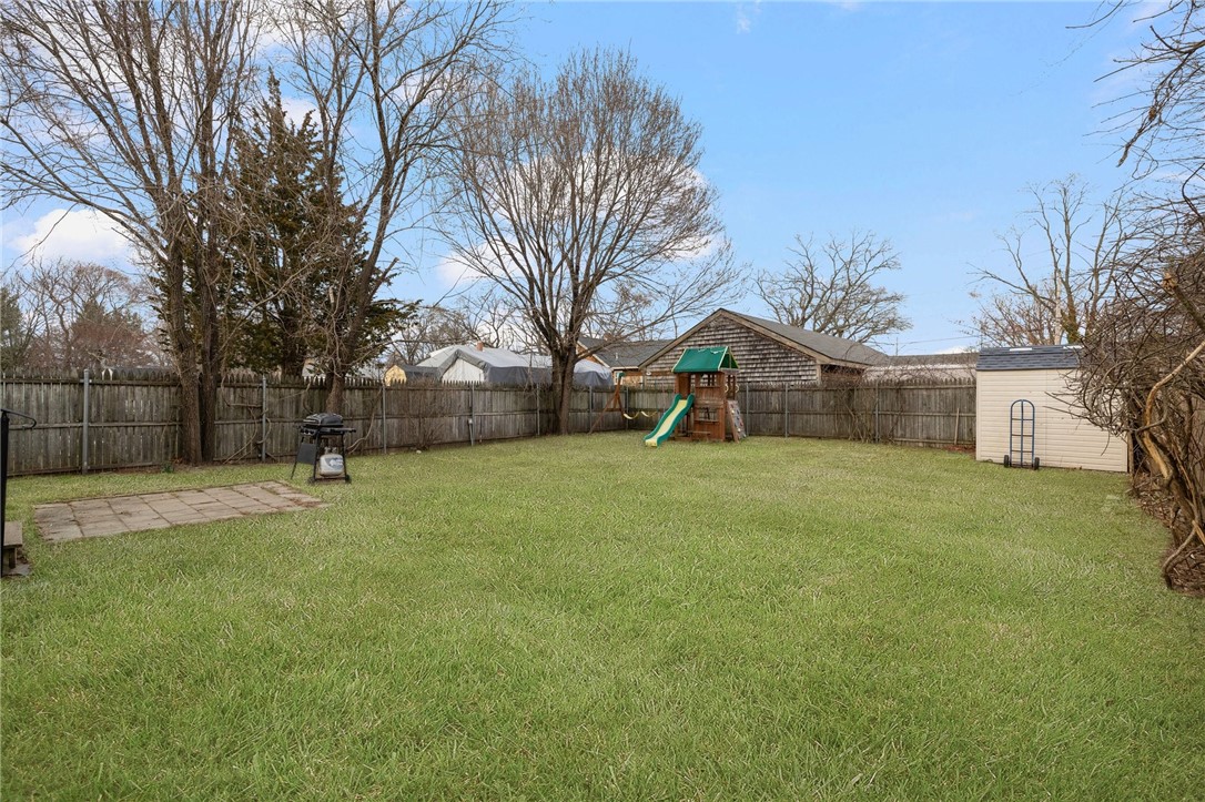 146 Holmes Road Warwick, RI 02888 - Photo 17 of 20