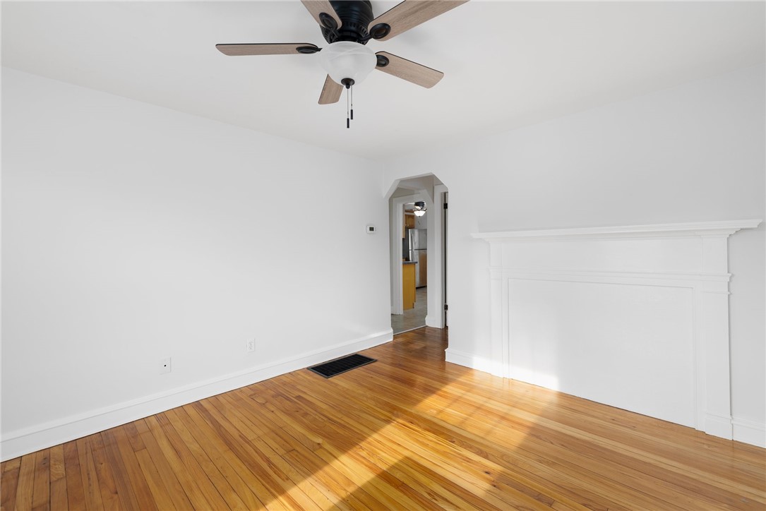 146 Holmes Road Warwick, RI 02888 - Photo 9 of 20