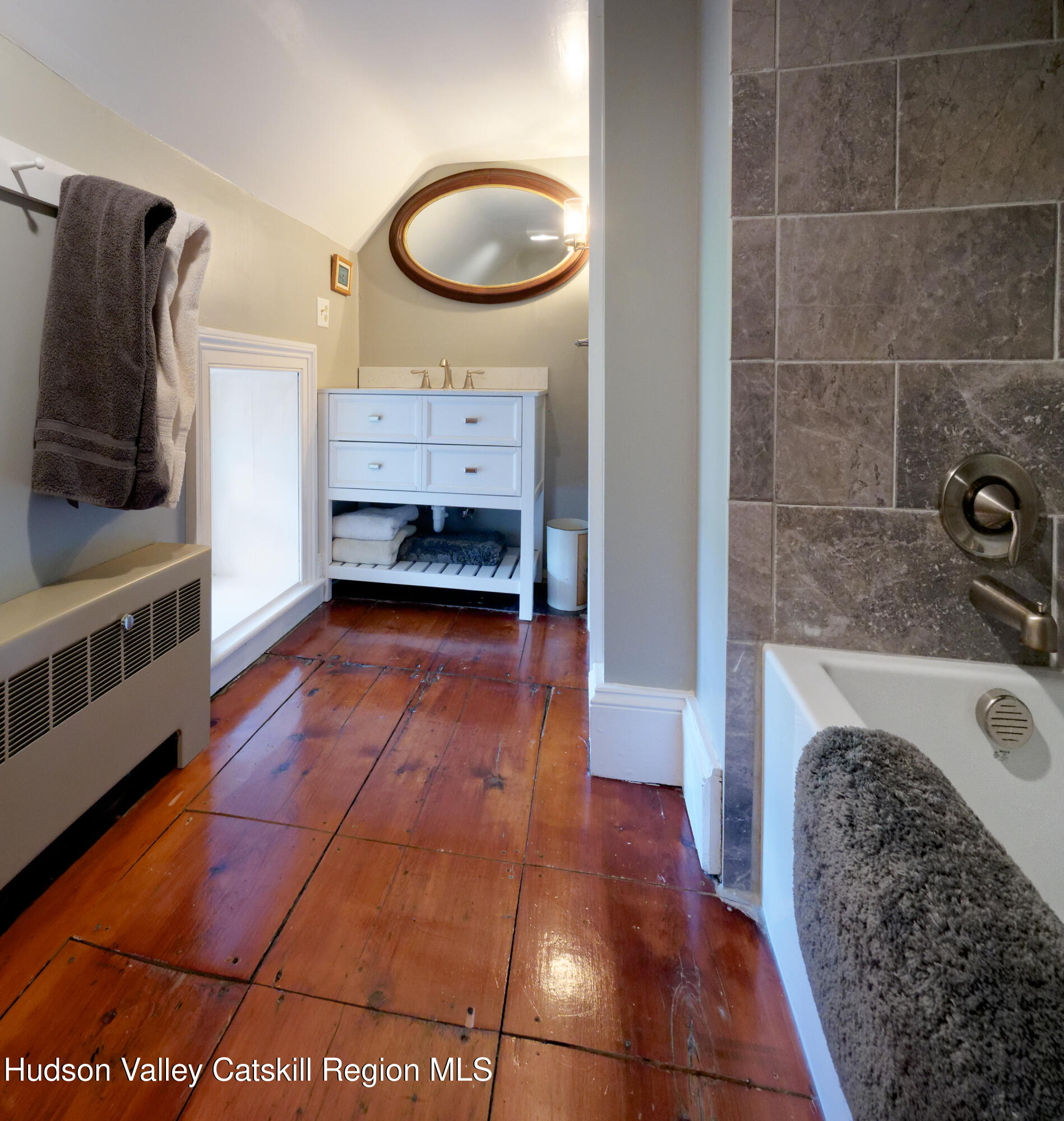 294 Old Ravena Road Selkirk, NY 12158 - Photo 16 of 27 2Selkirk bath long026-06-21--Selkirk--AG