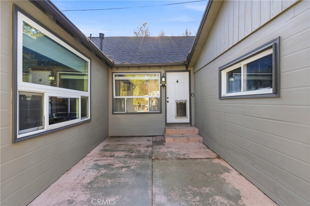 5652 Sycamore Street Wrightwood, CA 92397 - Photo 10 of 50 a view of house and front door