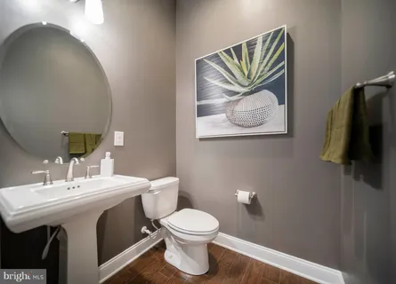 $950,000 | 2562 Riddle Avenue, Wilmington, DE 19806