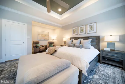 $950,000 | 2562 Riddle Avenue, Wilmington, DE 19806