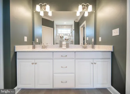 $950,000 | 2562 Riddle Avenue, Wilmington, DE 19806