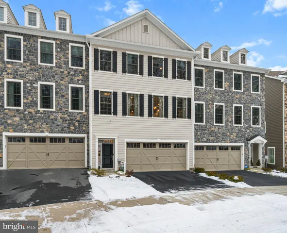 $950,000 | 2562 Riddle Avenue, Wilmington, DE 19806