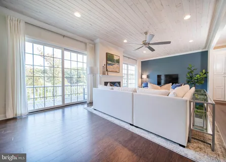 $950,000 | 2562 Riddle Avenue, Wilmington, DE 19806