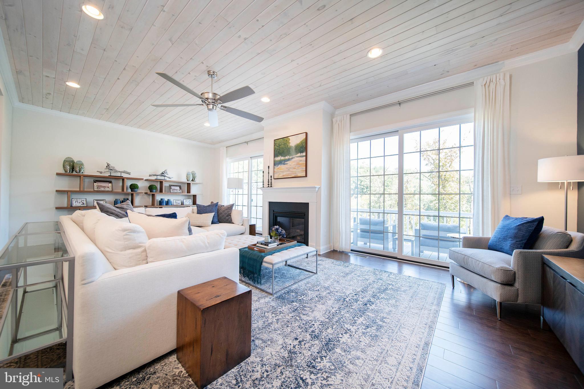 2562 Riddle Avenue Wilmington, DE 19806 - Photo 9 of 59 Great Room on Main level