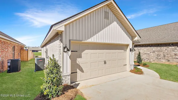 $277,900 | 511 Vista Pointe Drive, Pearl, MS 39208