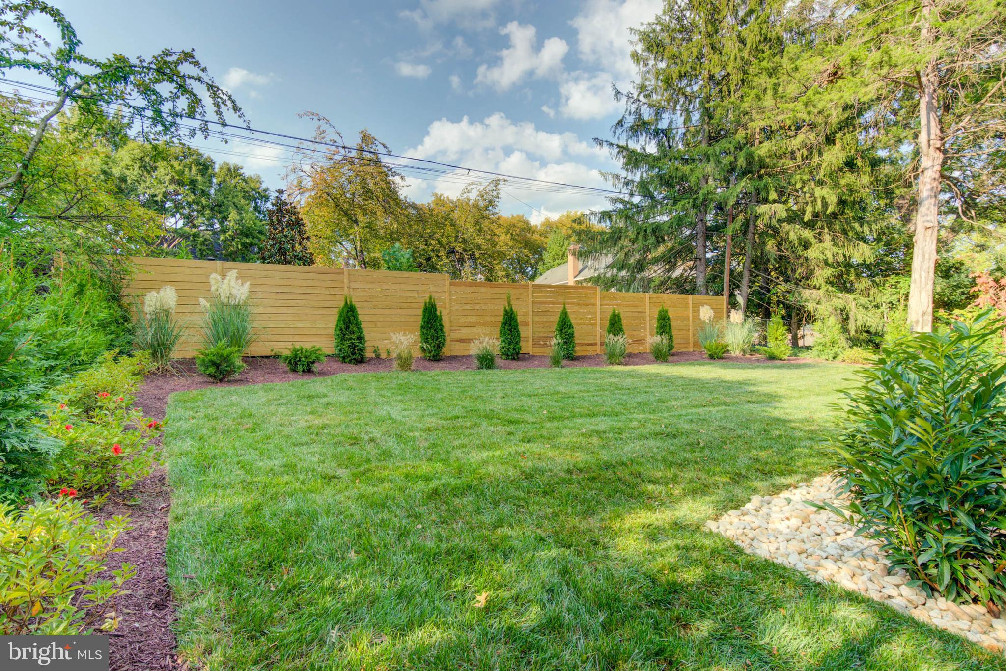7818 Glenbrook Road Bethesda, MD 20814 - Photo 47 of 95 a view of yard with green space
