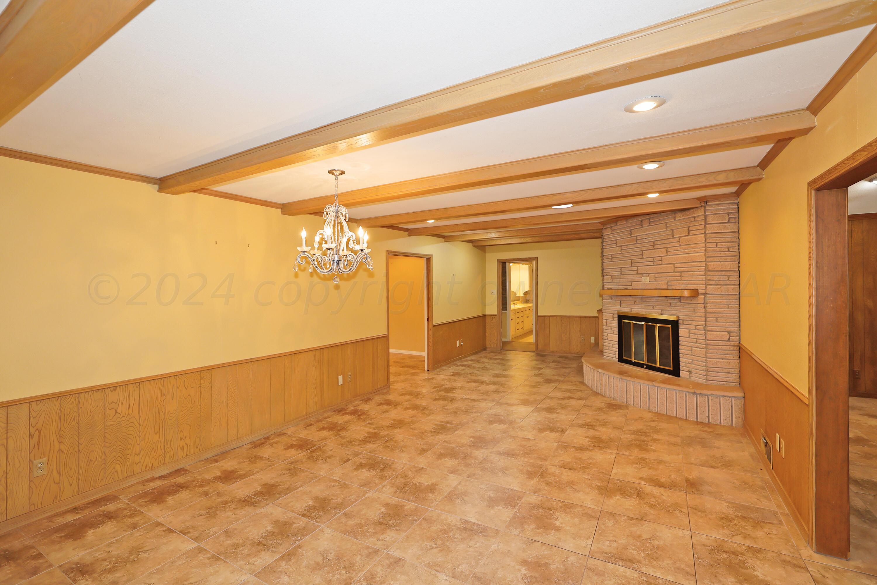 6709 Gainsborough Road Amarillo, TX 79106 - Photo 8 of 33